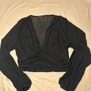 Love Tree Black Ruched Long Sleeve Blouse